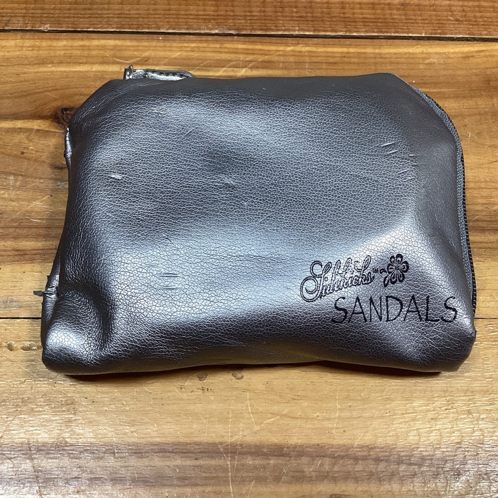 Sidekicks gray sandals matching zipper bag size M 7-8. Carry in purse.